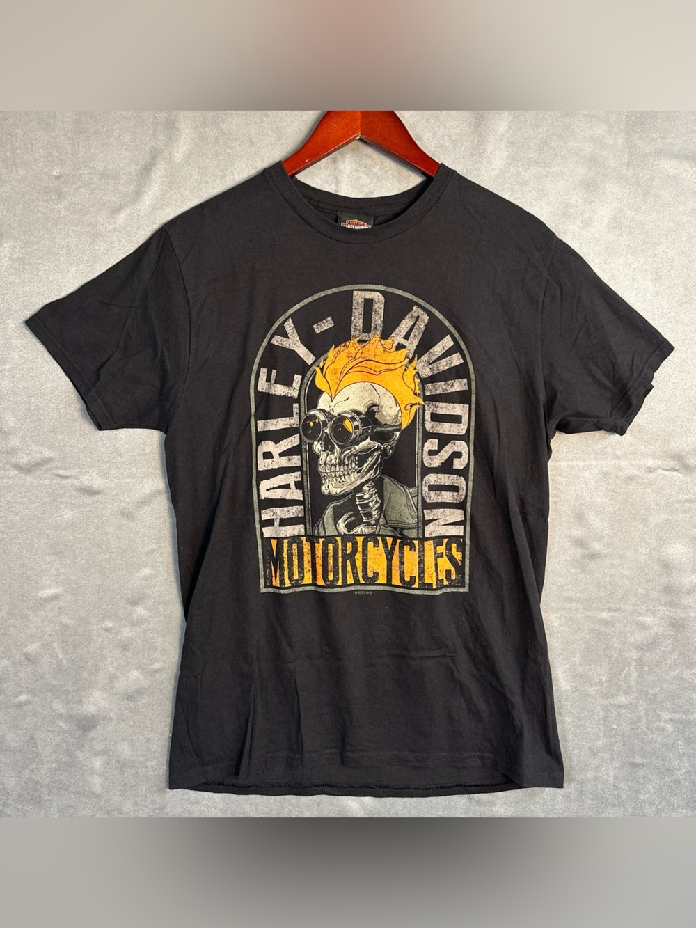 Harley-Davidson Cape Cod MA Women’s Large Black Skull Shark Graphic T-Shirt